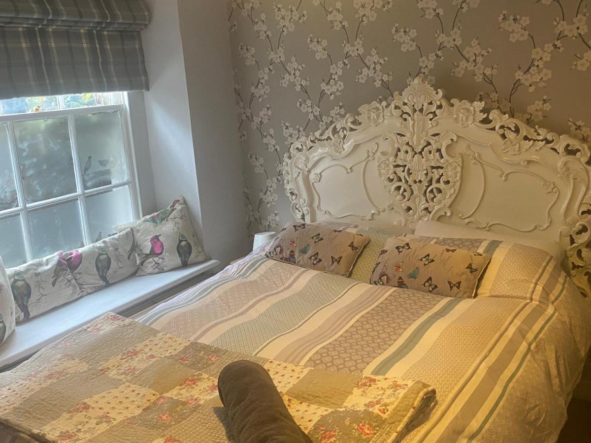 Georgian City Apartment At Thomas Street Double Bedroom And Two Single Trundle Beds Bath Extérieur photo